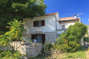 Apartments with a parking space Podstrazje, Vis - 8865